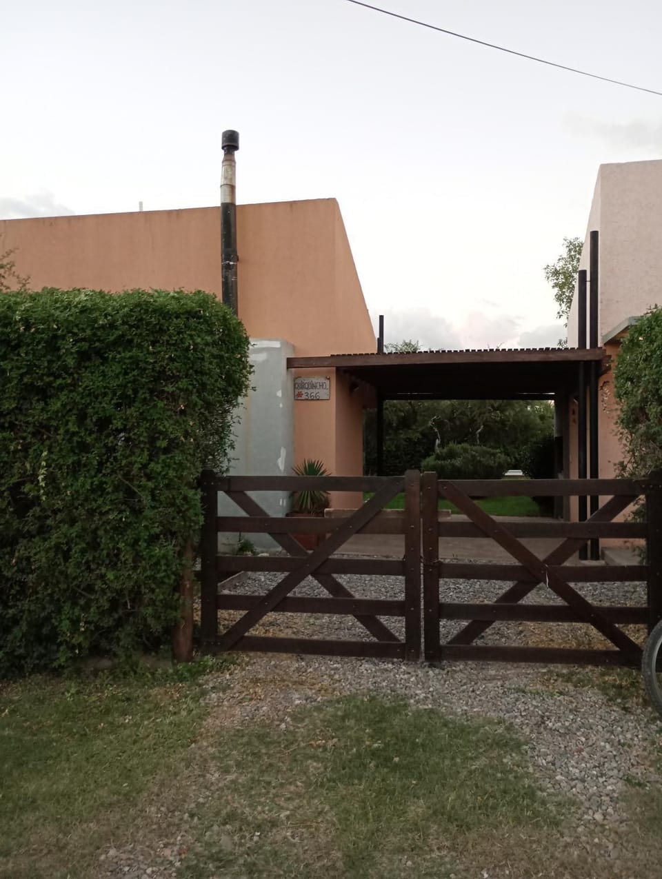 Facade/entrance