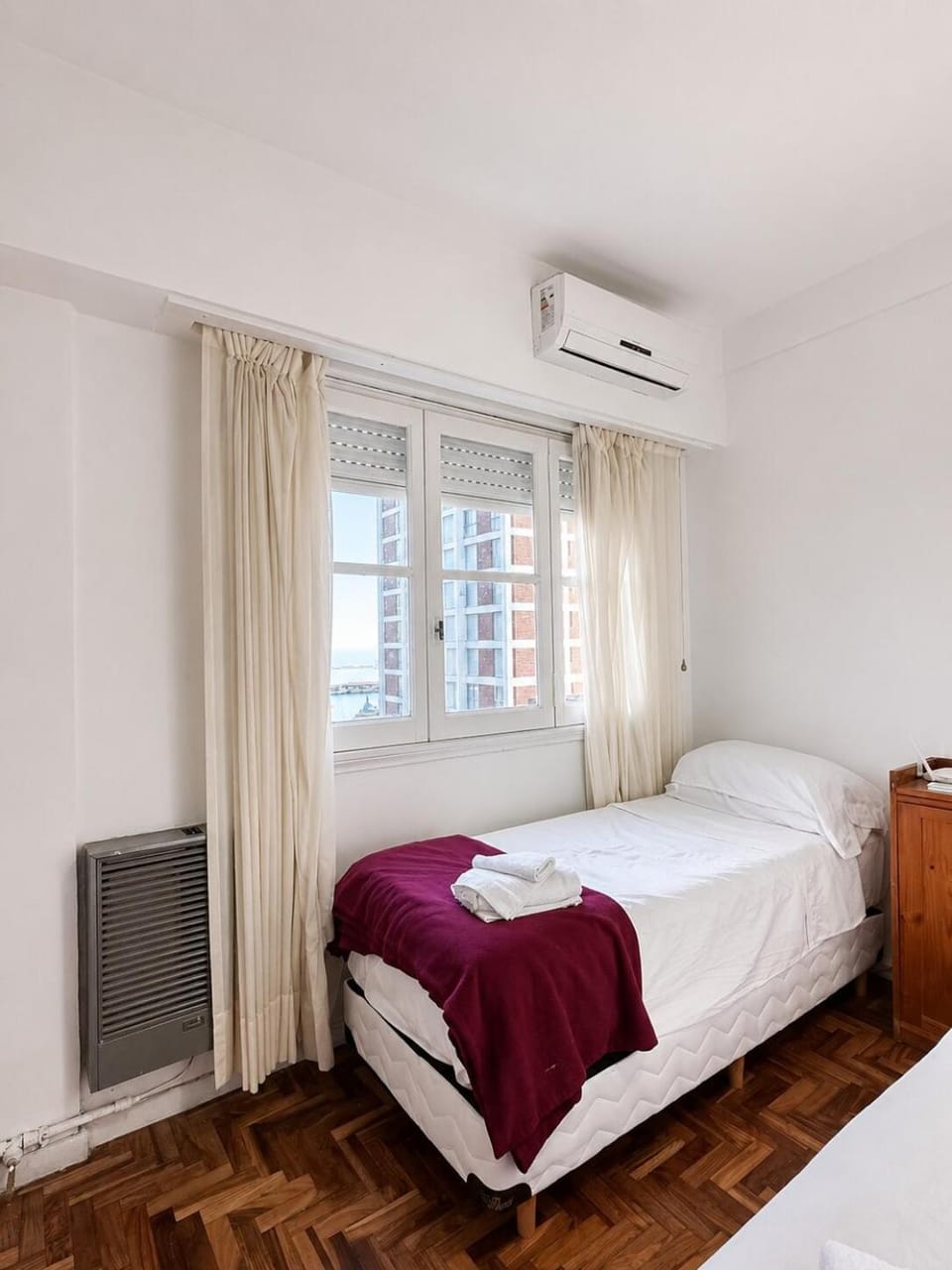 Playa Grande Just Steps from Alem Street Apartment in Mar del Plata
