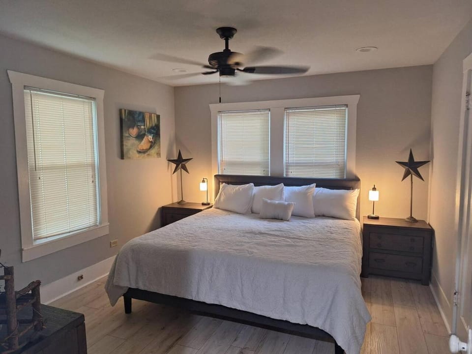Casa Lynda - Heart of Tomball House in Tomball