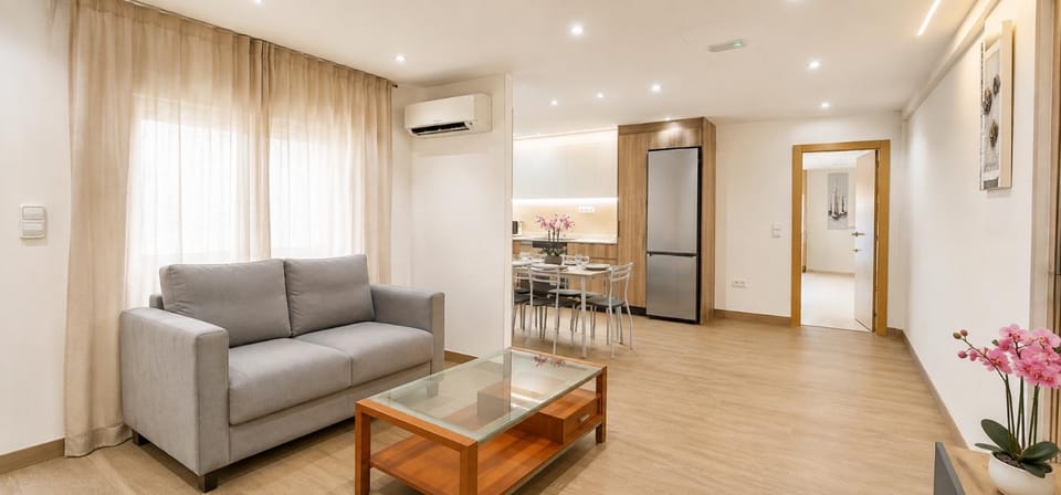 Kitchen or kitchenette, Living room, Seating area, Dining area, air conditioner