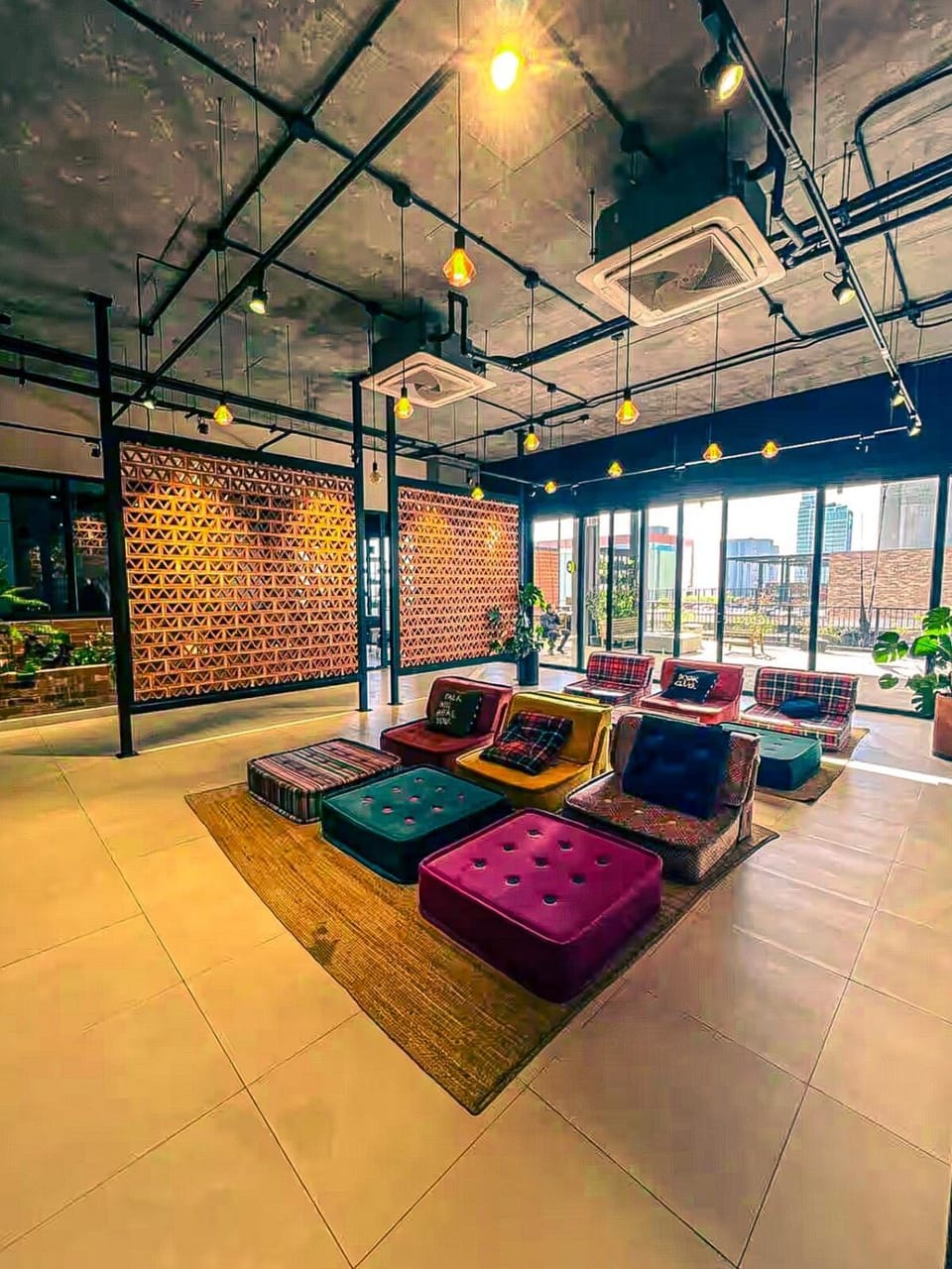 Communal lounge/ TV room, TV and multimedia