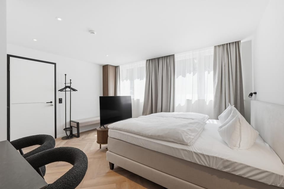 Living room, Photo of the whole room, Bedroom