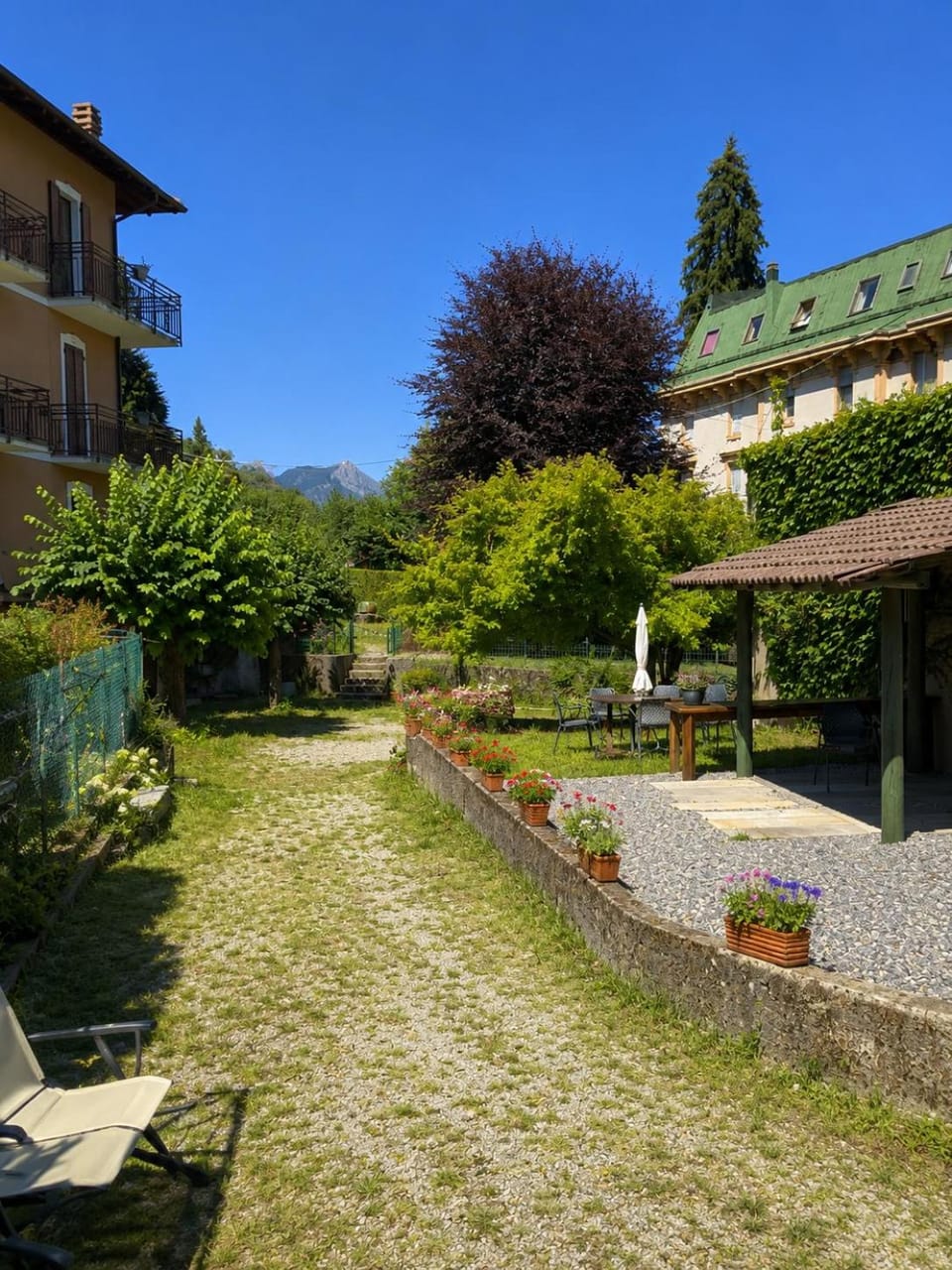 Rosa - Family Stay Near Lake Como - For 6 House in Lugano