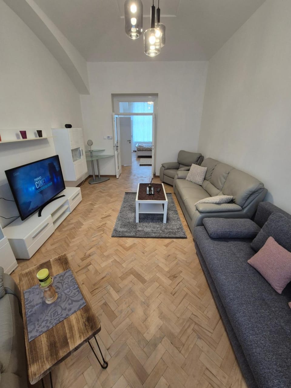 TV and multimedia, Living room, Seating area