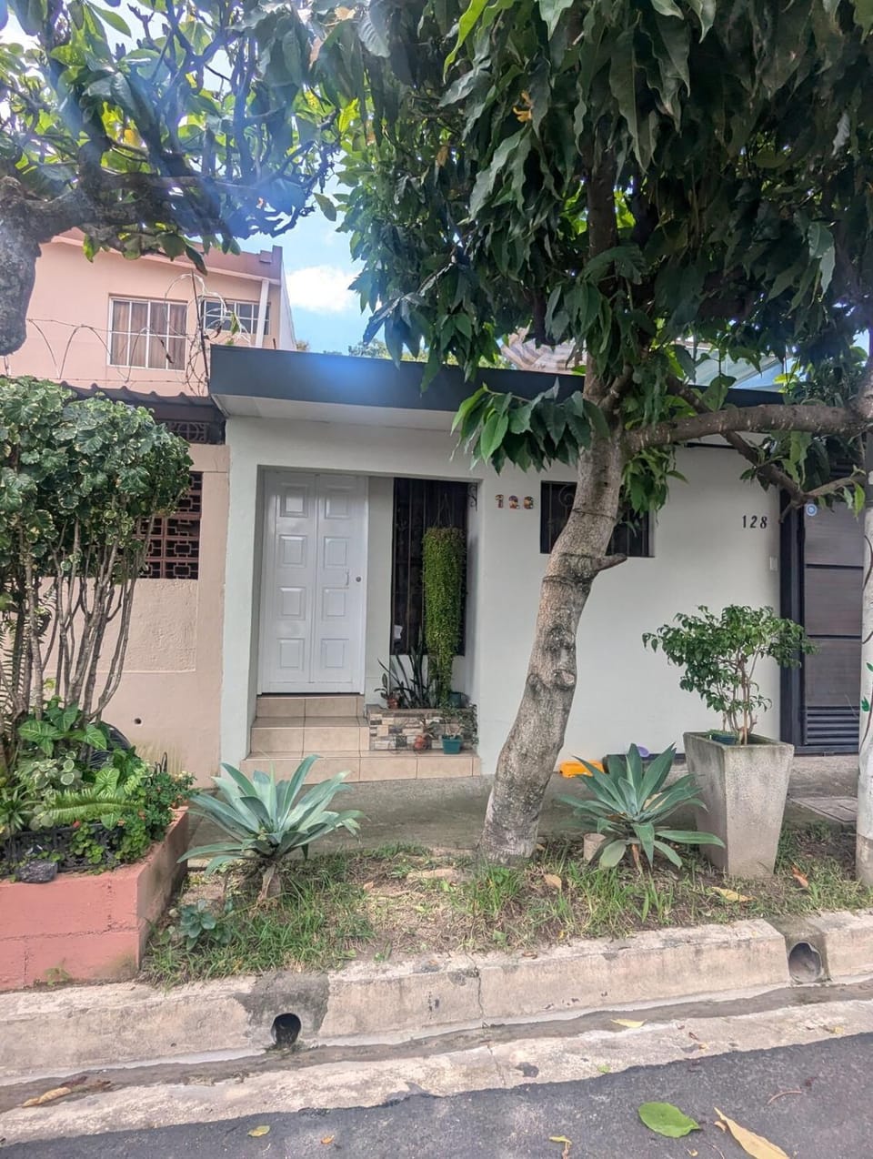 Facade/entrance, Day, Garden view