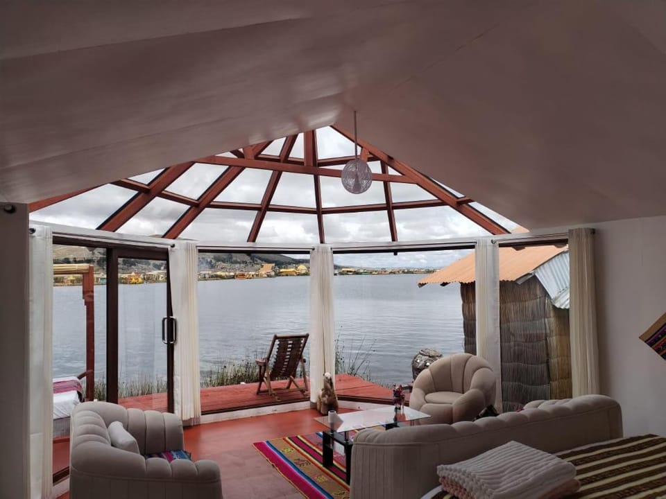 Titicaca Kotsu Lodge Bed and Breakfast in Puno, Peru