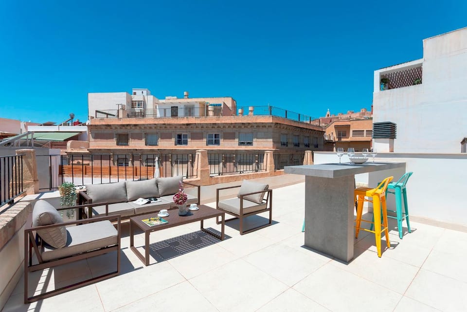 Day, View (from property/room), Balcony/Terrace, Dining area