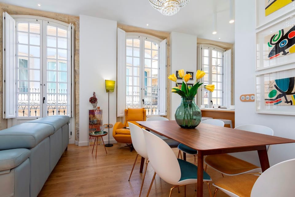 Living room, Decorative detail, Seating area, Dining area