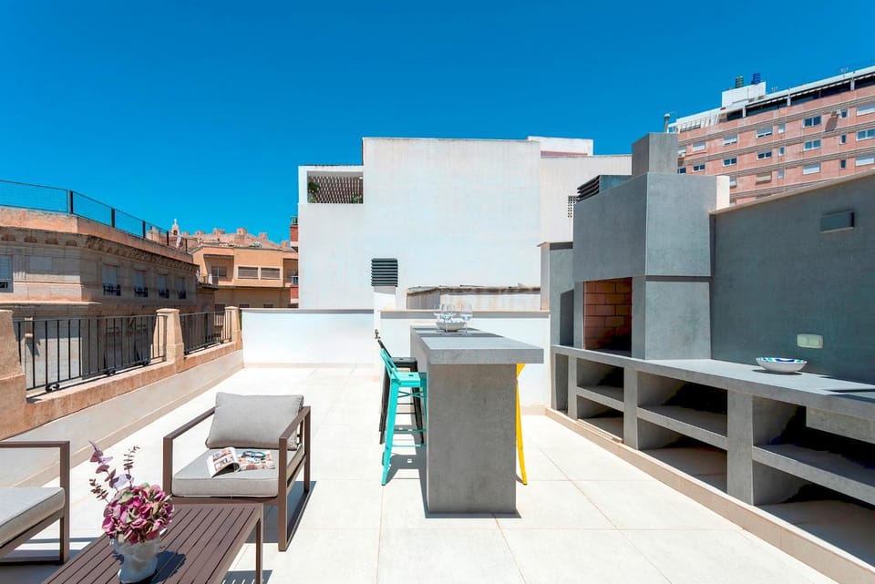 Spring, Off site, Day, Summer, Balcony/Terrace, Dining area