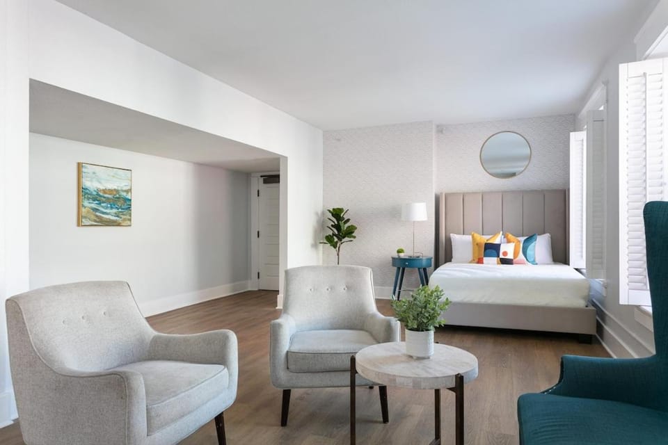 Immerse in Gaslamp Vibes from this Stylish 2BR Apartment in Gaslamp Quarter
