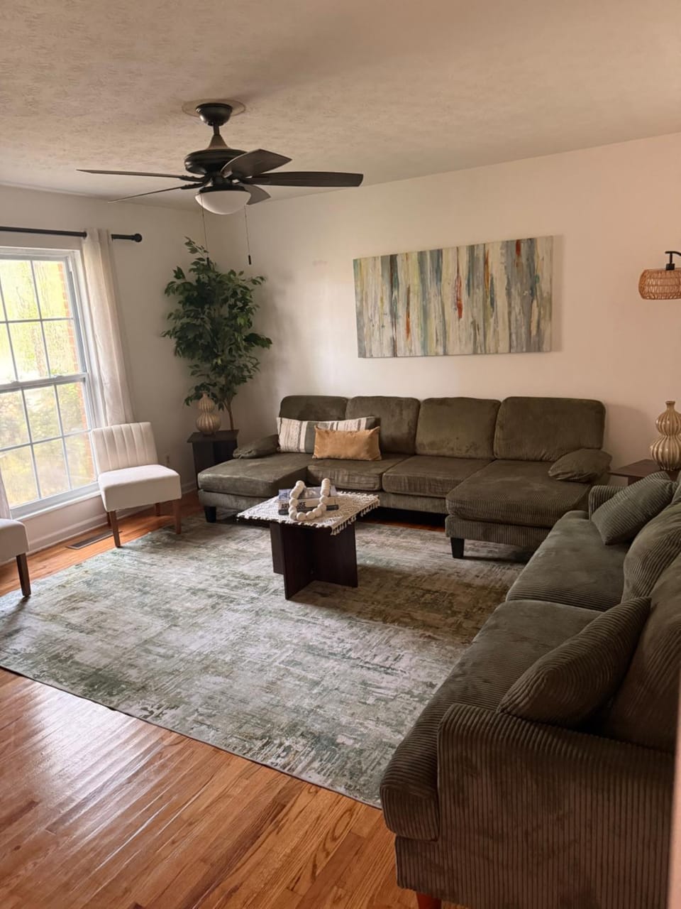 Beautiful pool home near FSU, capitol, and FAMU! House in Tallahassee