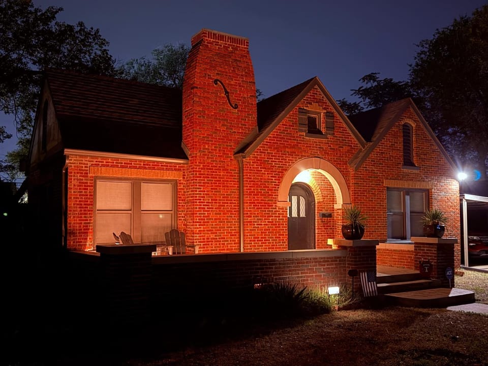 Historic 1914 Texas Tudor Walk to TTU Campus House in Lubbock