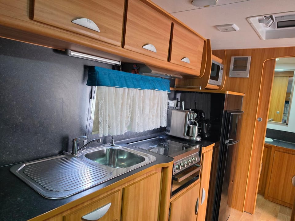 Luxury Caravan at 10 Luxury tent in City of Monash