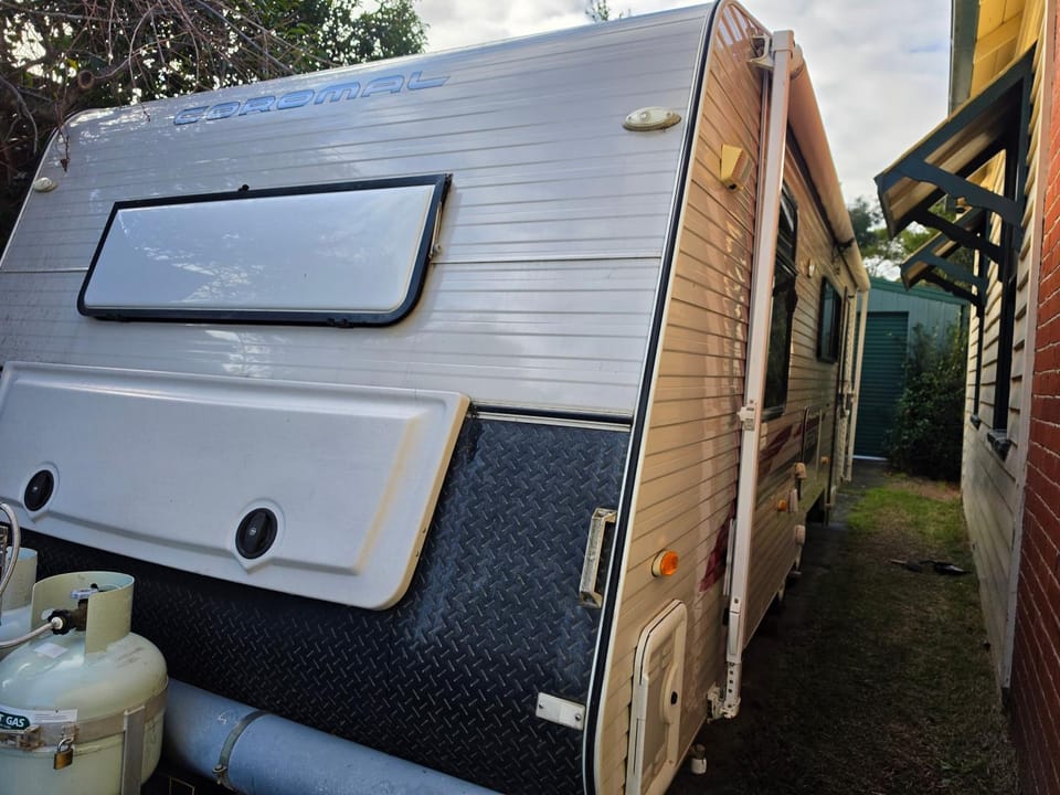 Luxury Caravan at 10 Luxury tent in City of Monash