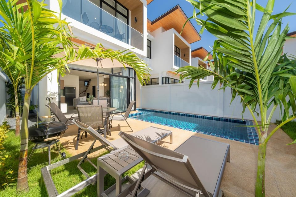 Garden, Pool view, Swimming pool