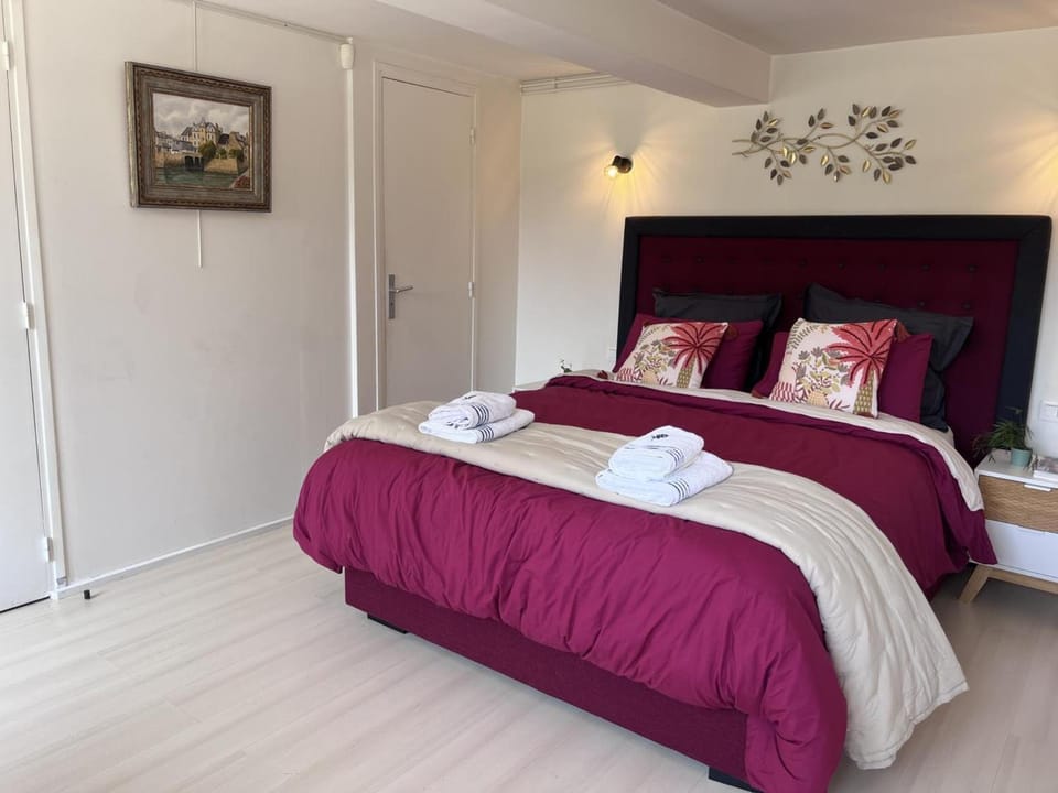 Maison avec piscine privée - 8 pers. - FR-1-489-649 House in Auvergne-Rhône-Alpes