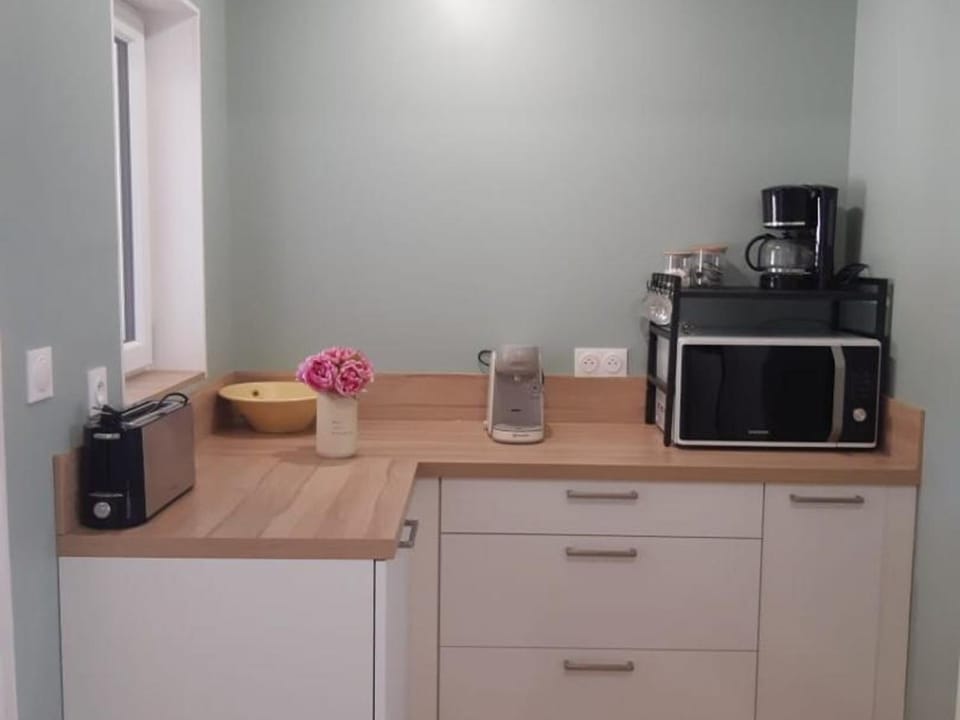 Maison avec animaux et clim - 6 pers. - FR-1-489-647 House in Auvergne-Rhône-Alpes