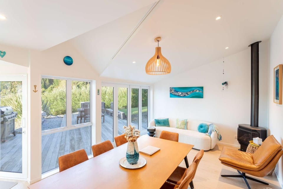 The Lighthouse at Ligar Bay - Romantic Coastal Escape with Spa House in Tasman District, Tasman, New Zealand