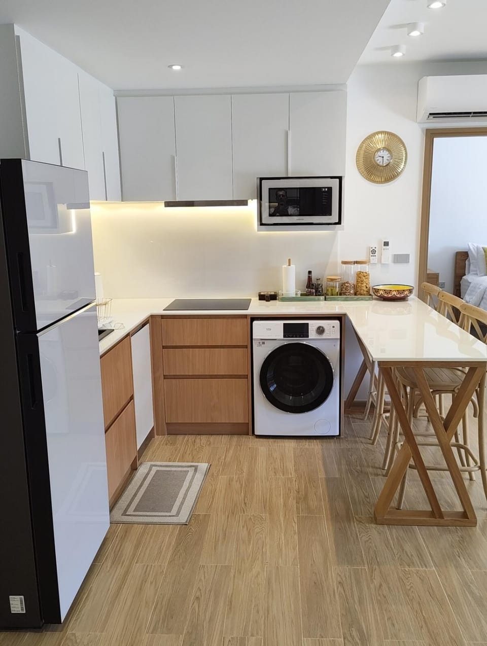 2BR Laguna Beachside Residence 100m to Bang-Tao Beach Apartment in Choeng Thale