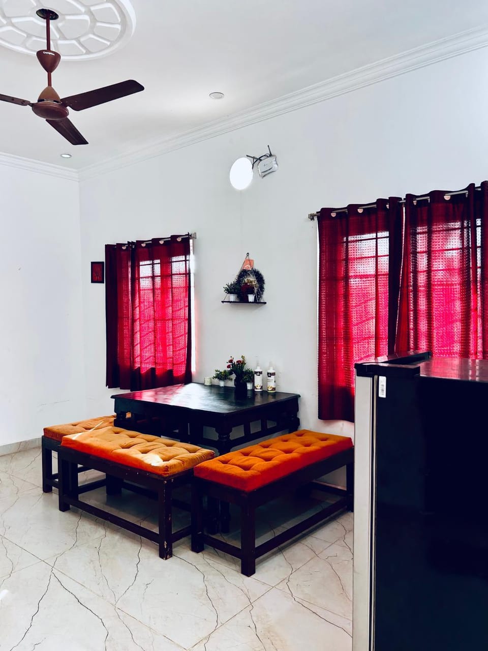 AURO BAY inn Bed and Breakfast in Tamil Nadu