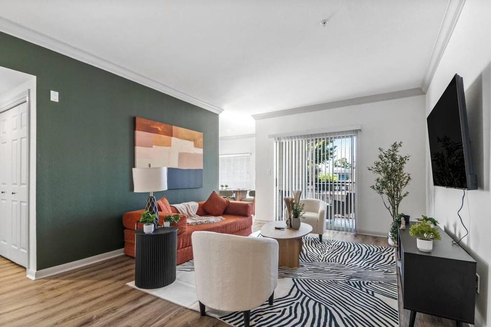 Houston World Cup Retreat Luxury 2BR + Pool Vacation rental in Harris County