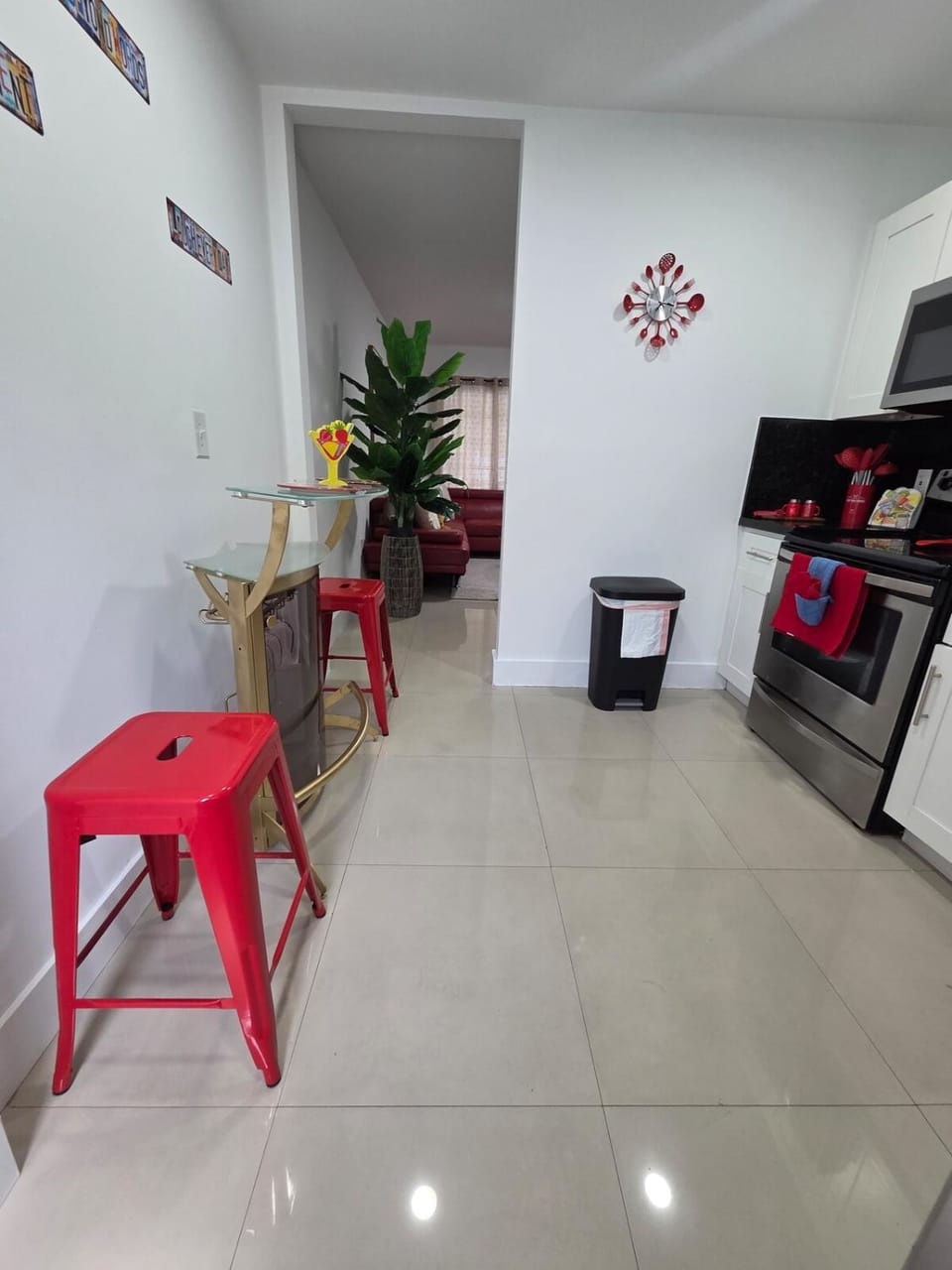 Miami Art Vibes Home House in Coconut Grove