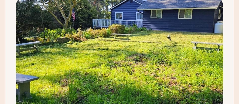 Bluebird Cottage House in Camano Island