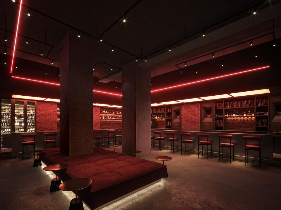 Nightclub / DJ, Lounge or bar, Lounge or bar