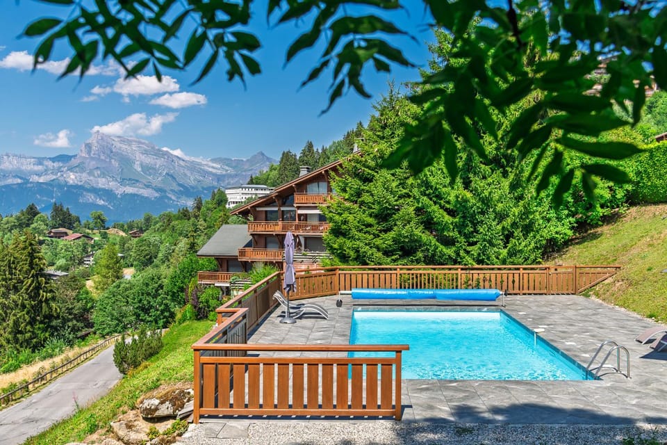 Garden, Swimming pool