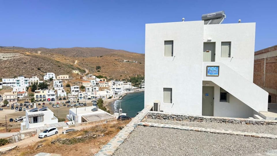 Antigone Suites Kythnos Apartment in Kea-Kythnos
