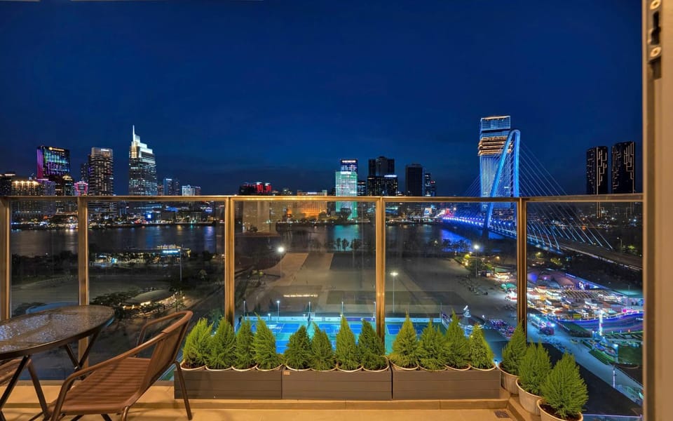 Night, View (from property/room), Balcony/Terrace, City view