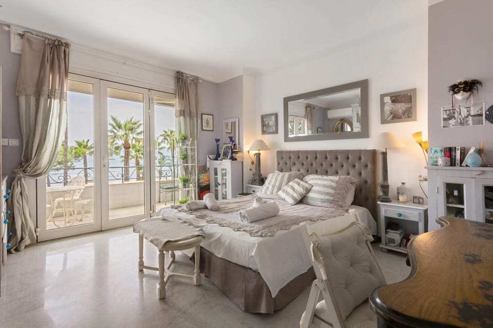 Property building, Living room, Bedroom
