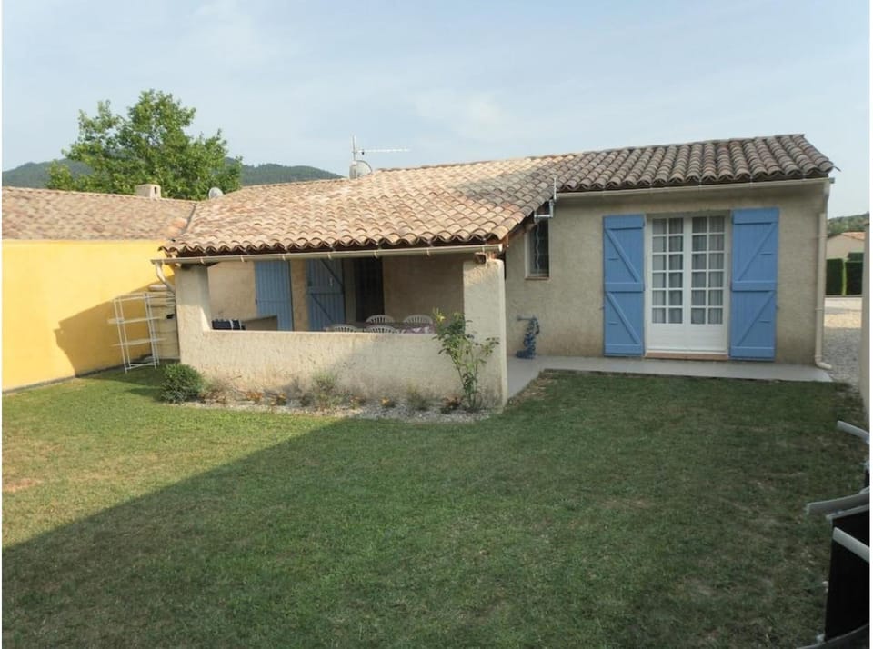 Property building, Garden, Garden view
