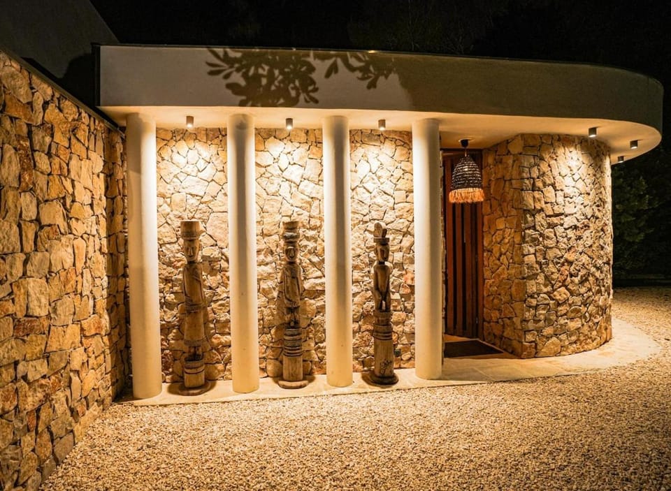 Villa Bali Prestige with Pool Close to Beaches Villa in Castelnau-le-Lez