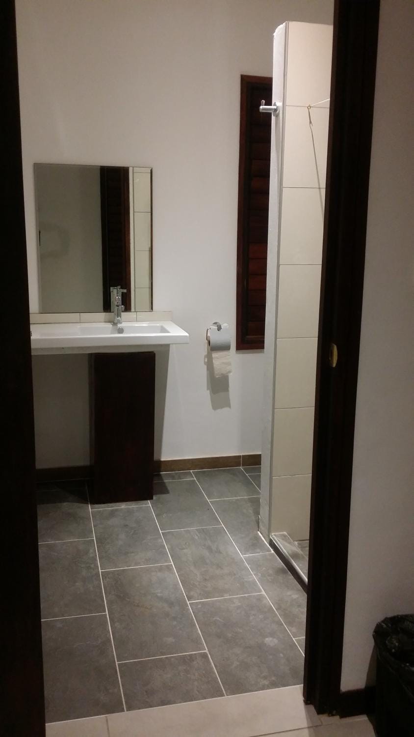 dilo tree lodge Hostel in Baravi