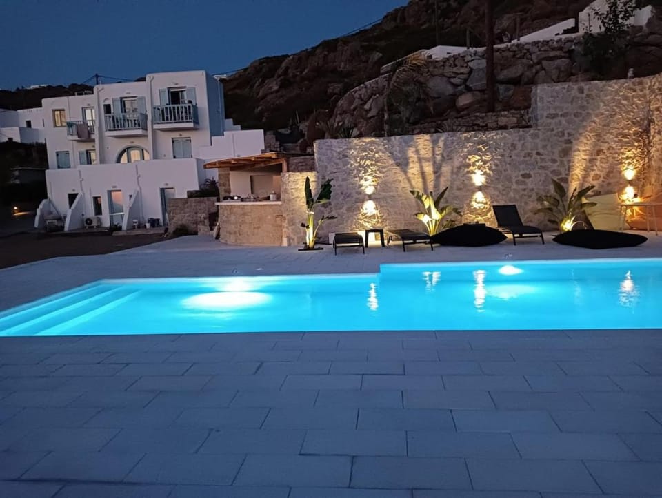 Plaka's Petite seaside view Apartment in Decentralized Administration of the Aegean