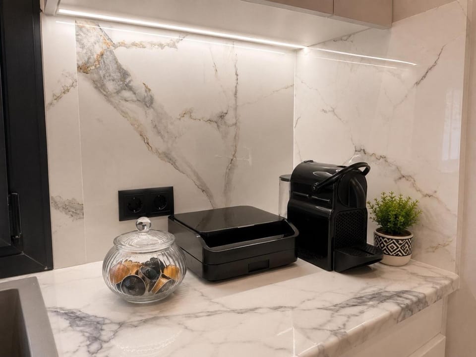 Coffee/tea facilities, Kitchen or kitchenette, toaster