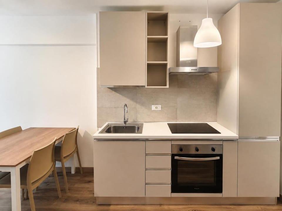 Hostdomus - Saturno Center Apartment in Sauze d'Oulx