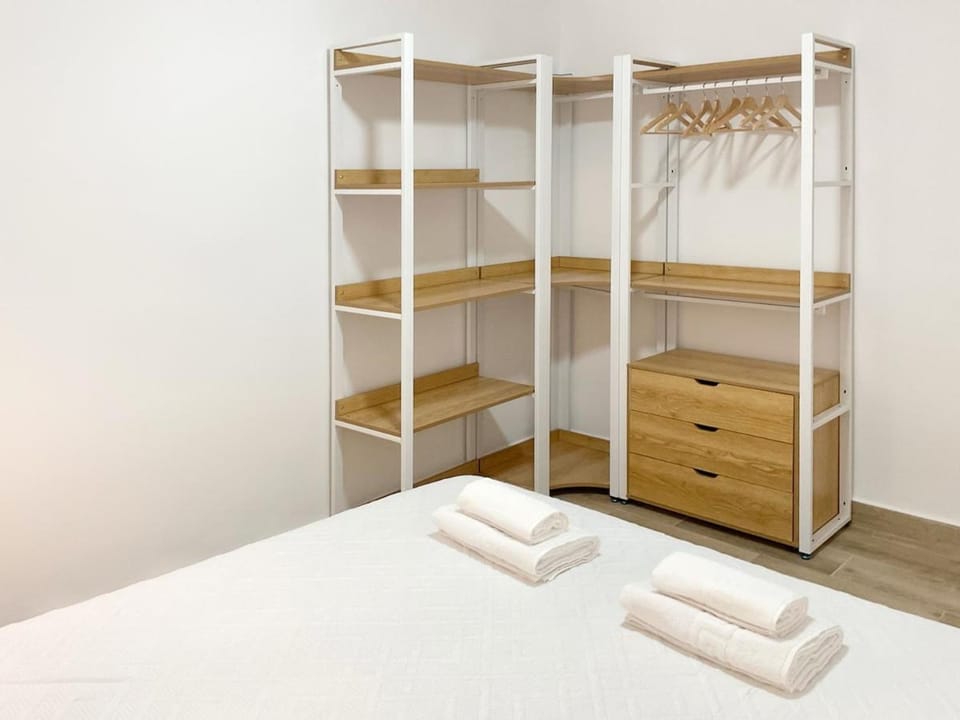 Eduardo Pérez Apartment - 3 Bedrooms Apartment in Almería