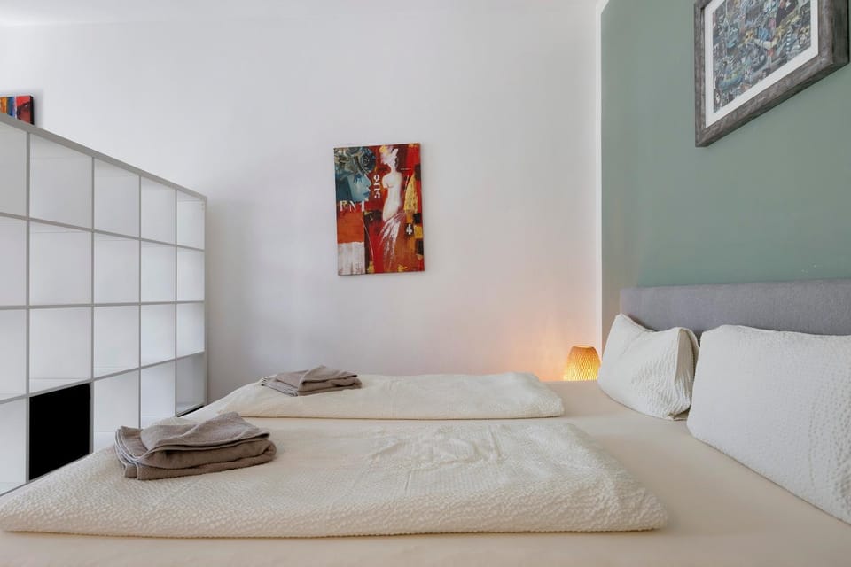 Living room, Bedroom
