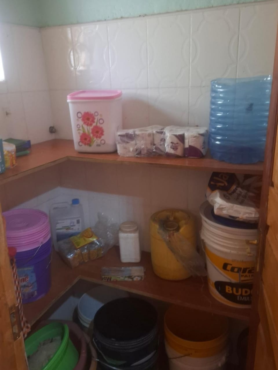 Food and drinks, Food