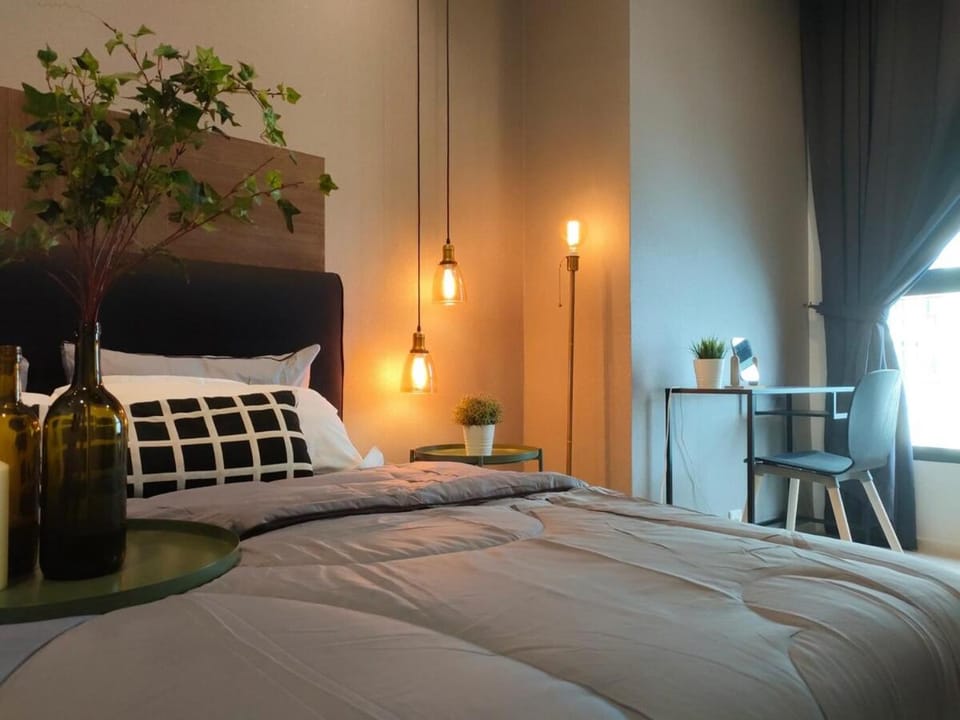 Industrial Loft Living Arcoris Soho Mont Kiara Apartment in Petaling Jaya