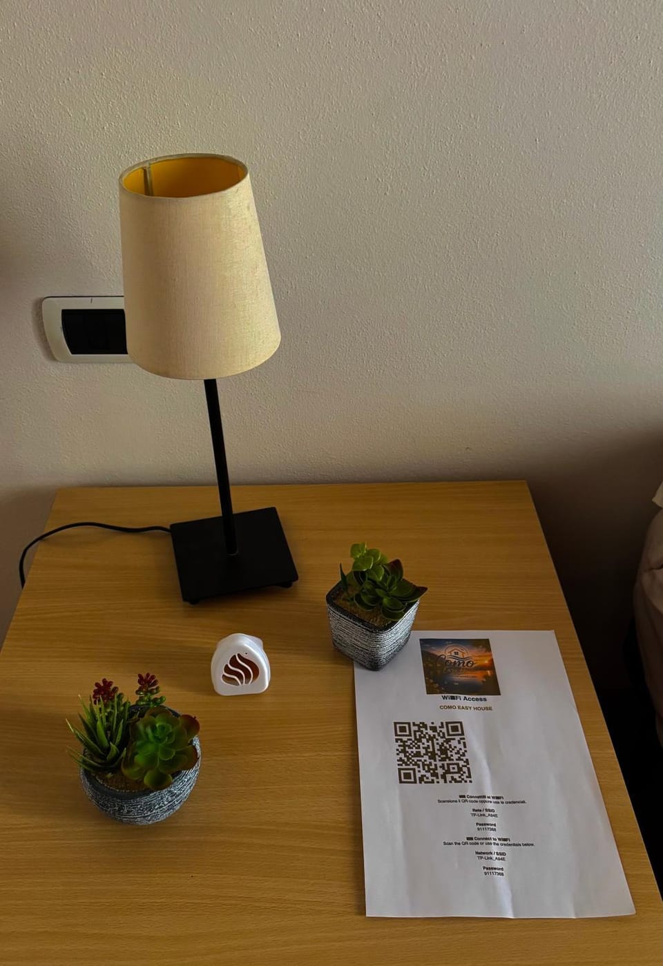 Easy House Como Apartment in Como