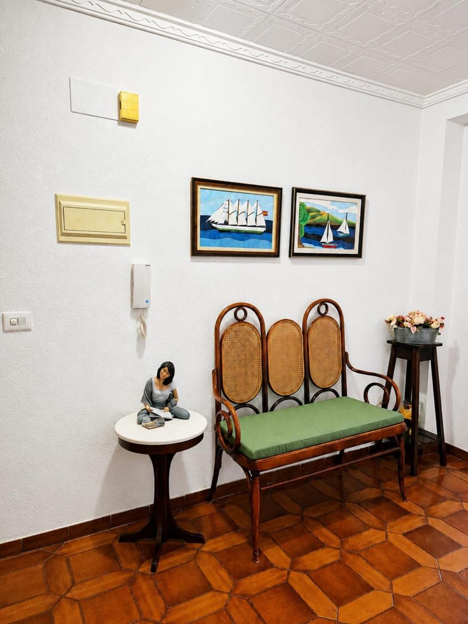 Seating area