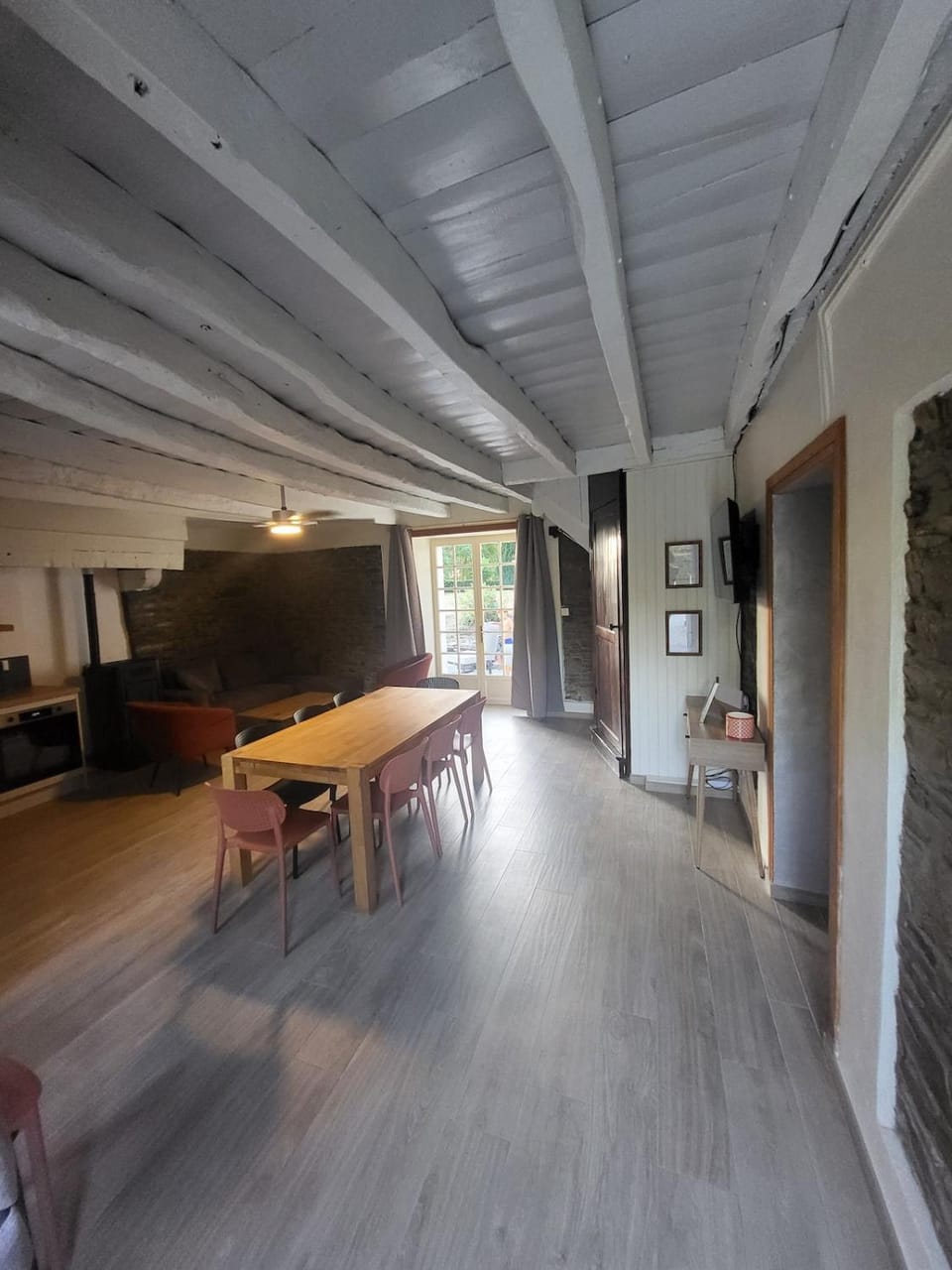 Living room, Dining area