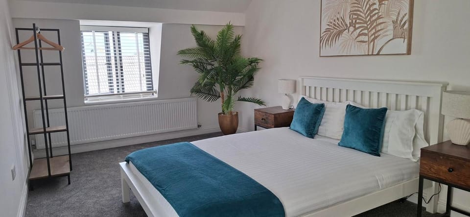 Luxurious two-bed apartment in Yaxley near A1 Apartment in Huntingdonshire District