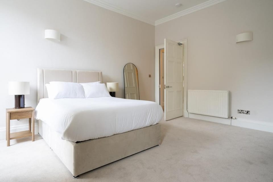 The City Centre Apartment in the New Town Apartment in Edinburgh