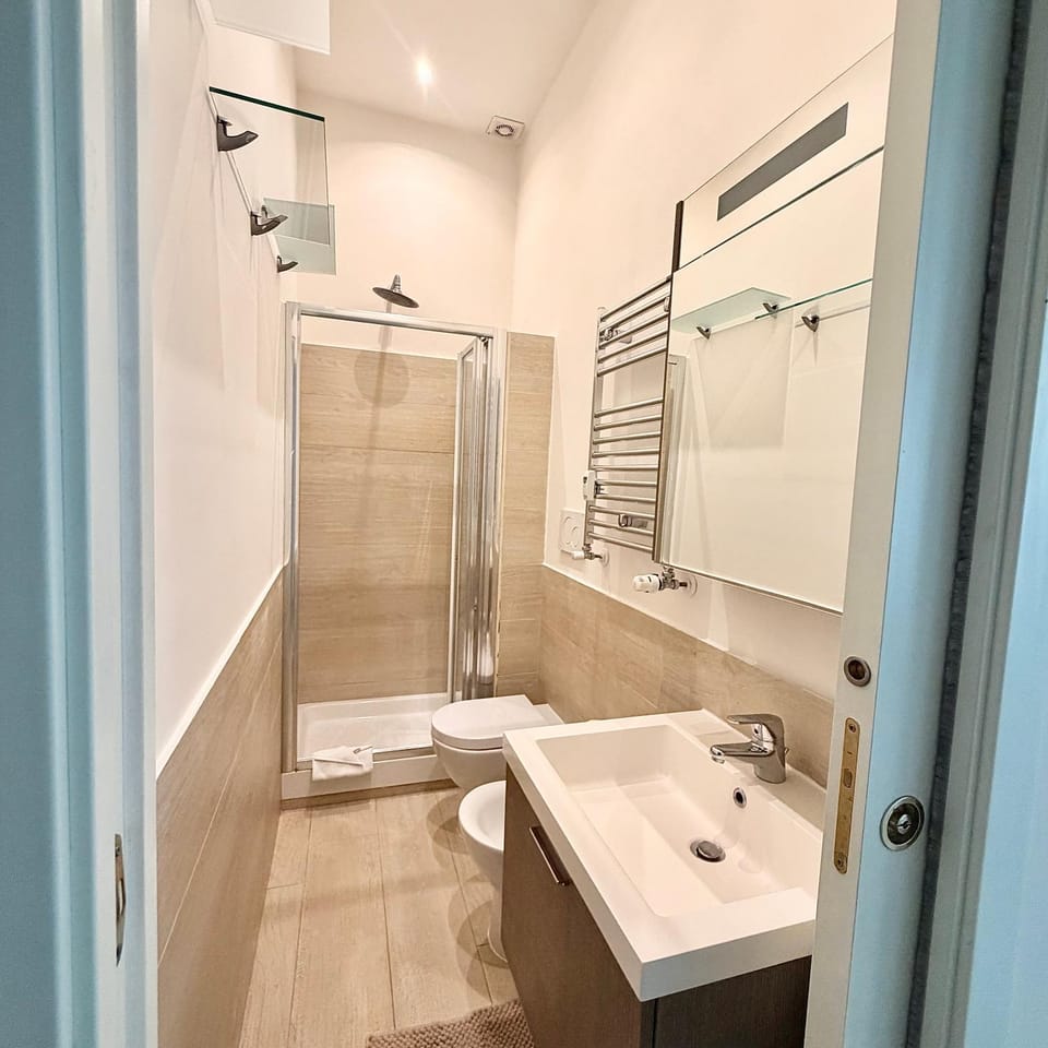 Ch Colosseum luxury home Apartment in Rome