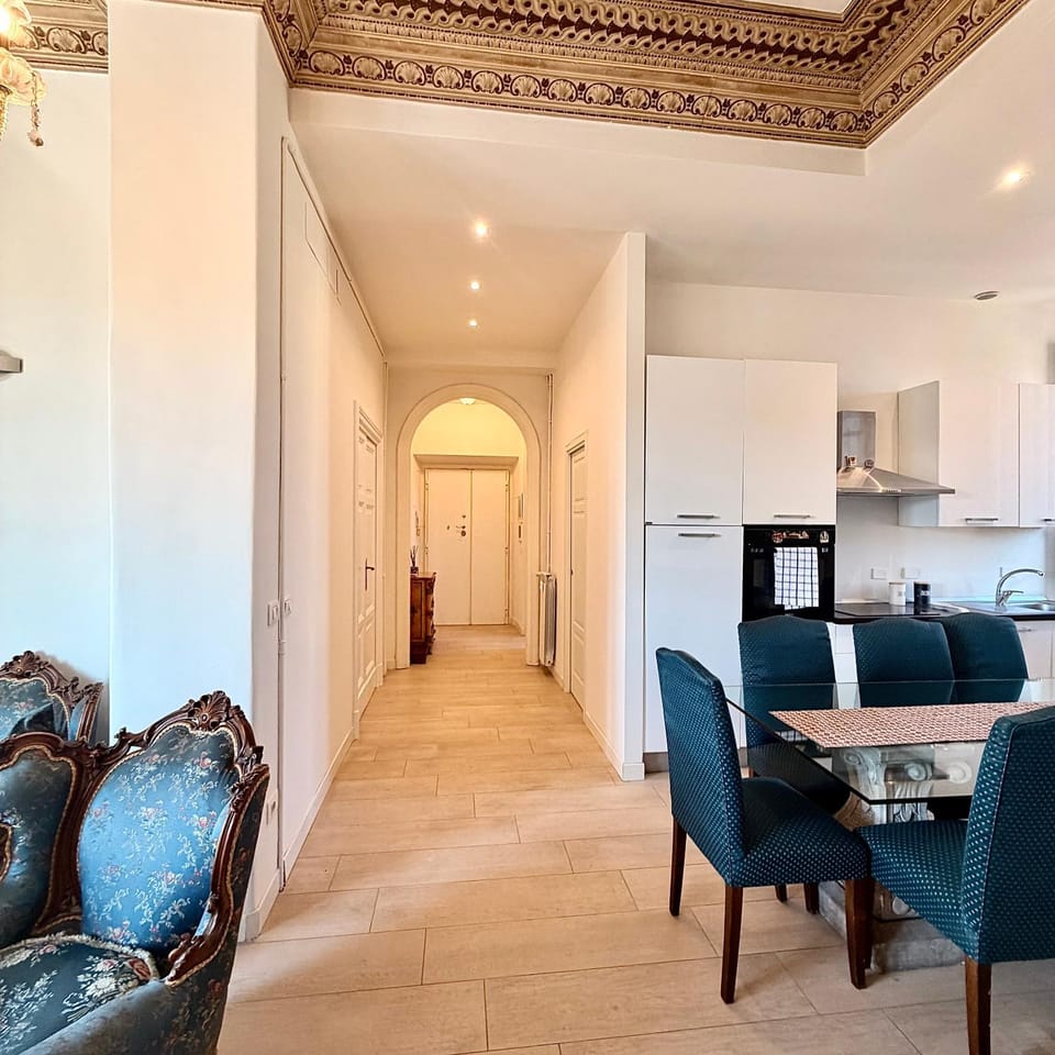 Ch Colosseum luxury home Apartment in Rome