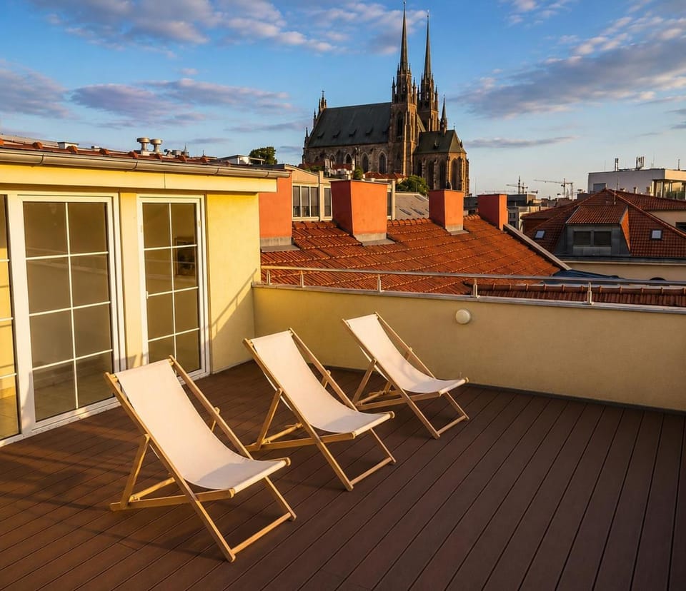 Balcony/Terrace, City view